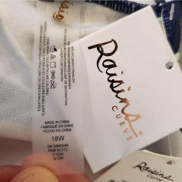 Raisins Curve Shore Thing Tanzania Tankini Top 18W - Picture 11 of 11